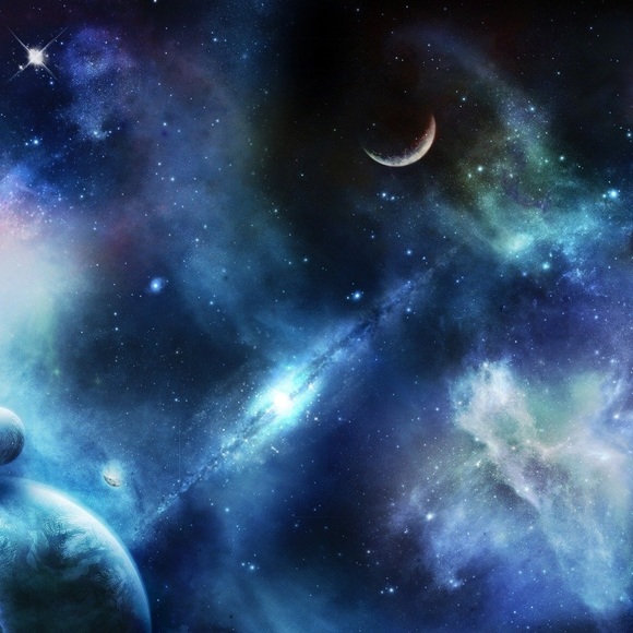 Meet your Posher, Amanda - Picture 2 of 2